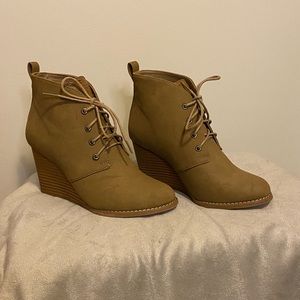 Nautica Wedge Boots